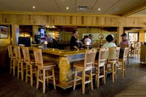 Tween Waters Inn 007